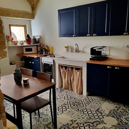 T2 Duplex "Chez Evelyne" Apartman Remoulins Kültér fotó