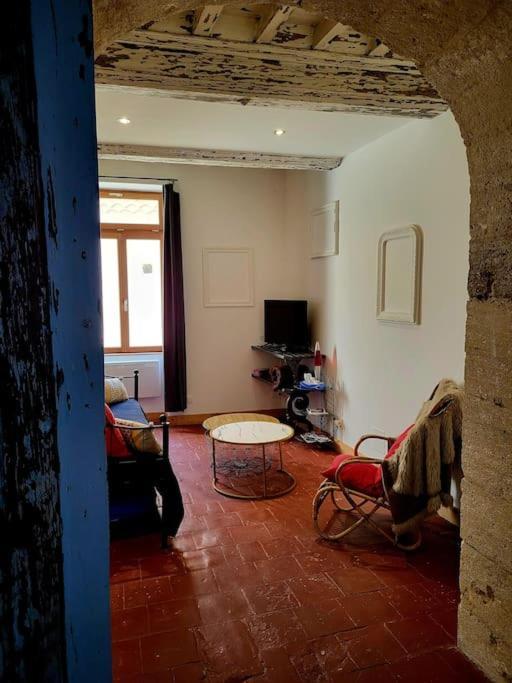 T2 Duplex "Chez Evelyne" Apartman Remoulins Kültér fotó