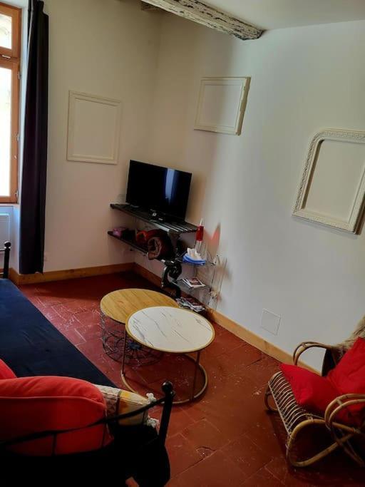 T2 Duplex "Chez Evelyne" Apartman Remoulins Kültér fotó